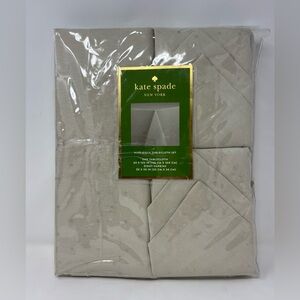 kate spade New York Larabee Dot Tablecloth Napkins 9 Pc Set Light Beige